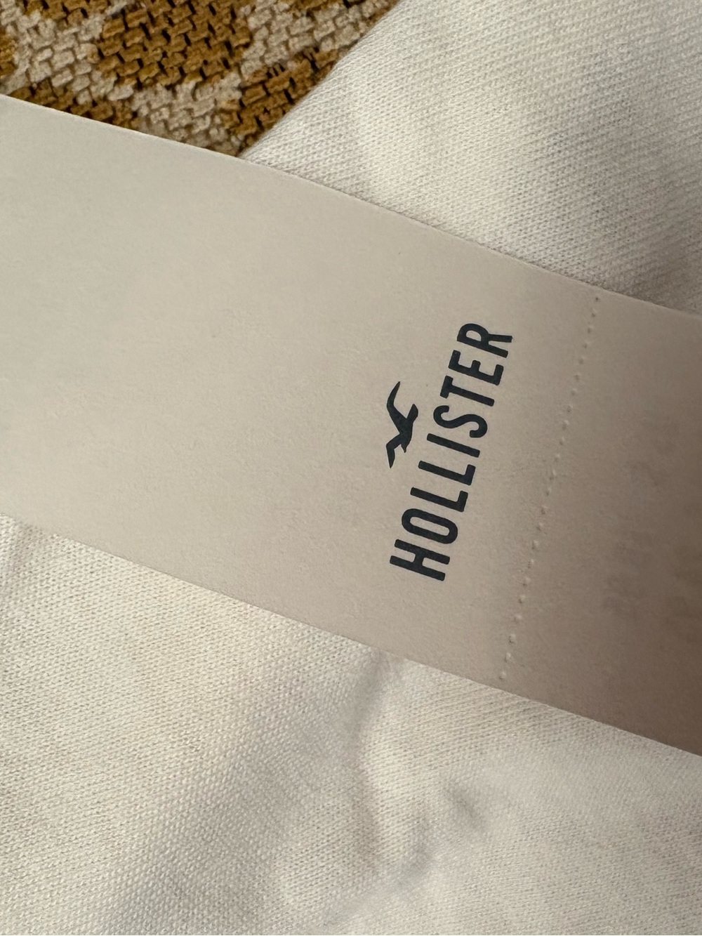 Hollister Cream Tropical Surf Graphic Tank Top Women’s NWT - Picture 3 of 6